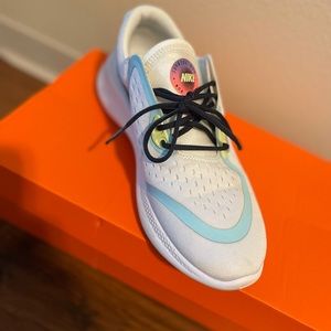 Women’s Nike Joyride Dual run shoes.